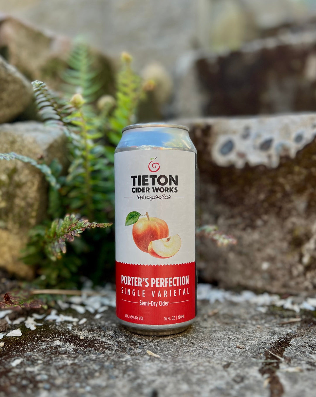 16 oz can of Tieton Cider Works Porter's Perfection Semi-Dry Cider